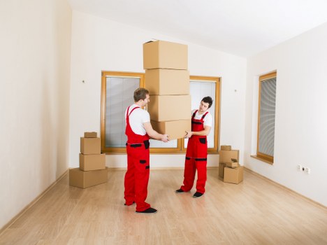 Call-to-action image encouraging seamless home moves in Hammersmith